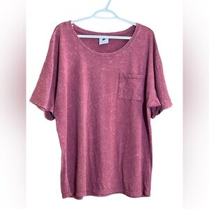 NWT Like Love Women’s Burgundy Mineral Washed Boyfriend Pocket Tee size XL